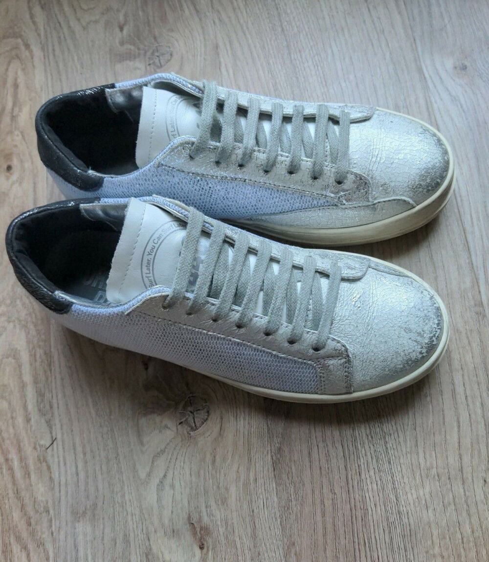 P448 E9 Space John Low Top Sneakers Metallic Silver Crackle